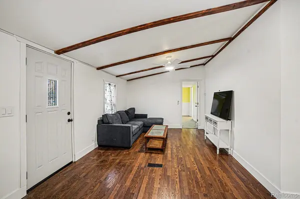 250 S Leaton RD, Chippewa Township, MI 48858