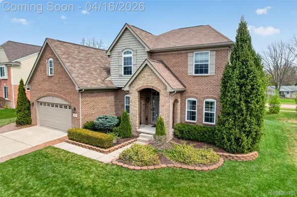 3595 Hogan CIR, Rochester Hills, MI 48307