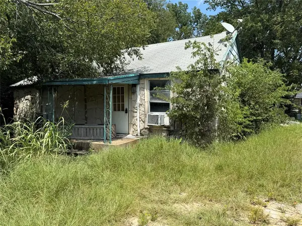 405 S Colorado Street,  Whitney,  TX 76692