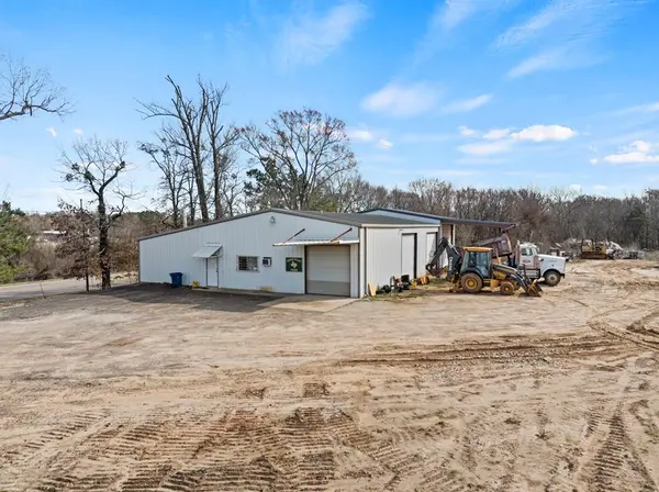 760 E 16th Street, Mount Pleasant, TX 75455