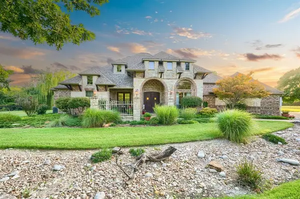 105 Dalview Drive, Forney, TX 75126