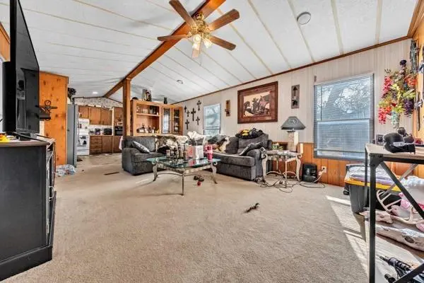 2811 Old Mineral Wells Highway, Weatherford, TX 76088