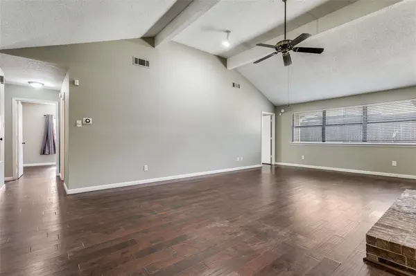 3209 Vintage Way, Bedford, TX 76021