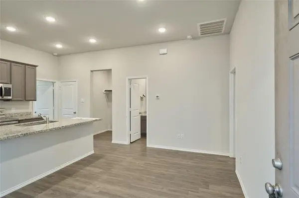 9992 Calendar Street, Willis, TX 77318