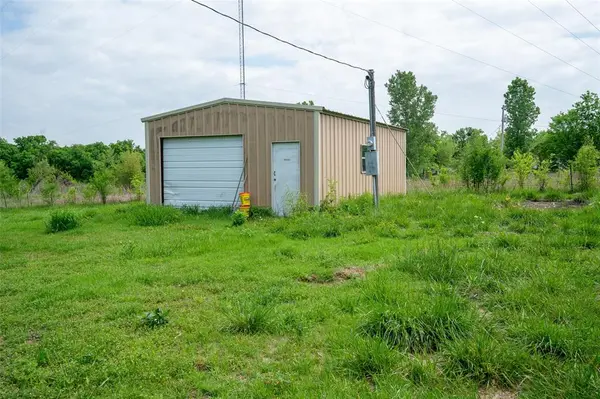 3891 CR 22900, Paris, TX 75460