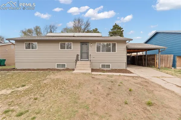 1334 Commanchero DR, Colorado Springs, CO 80915