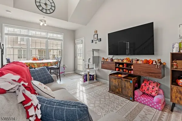 7409 Coventry Ct, Riverdale Boro, NJ 07457