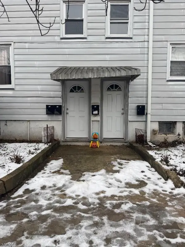 350 Williamson St, Elizabeth City, NJ 07202