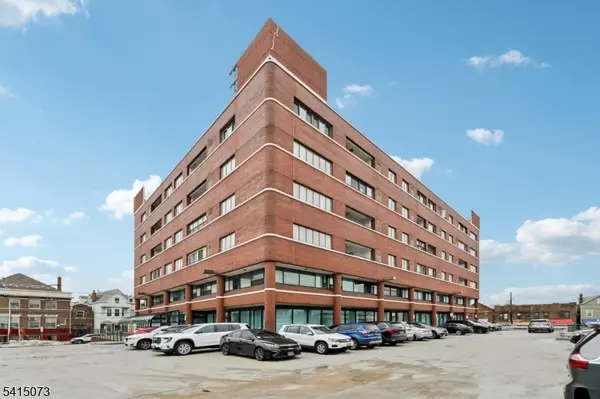 41-51 Wilson Ave #5 k, Newark City, NJ 07105