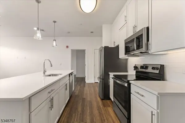 450 Springfield Ave #301, Berkeley Heights Twp., NJ 07922