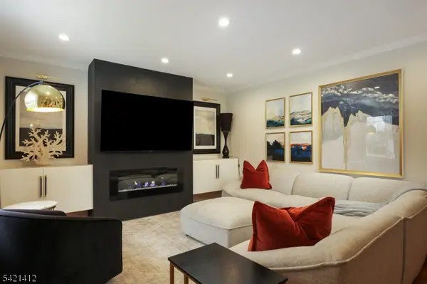 178 Tillotson Rd, Fanwood Boro, NJ 07023