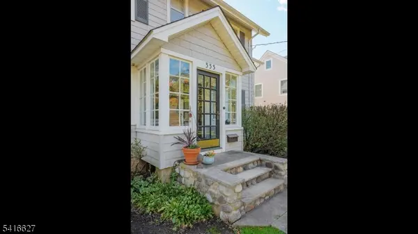 555 Shackamaxon Dr, Westfield Town, NJ 07090