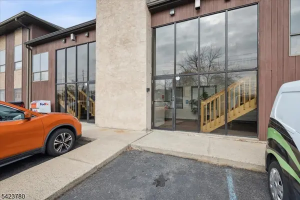 495 Union Ave, Middlesex Boro, NJ 08846