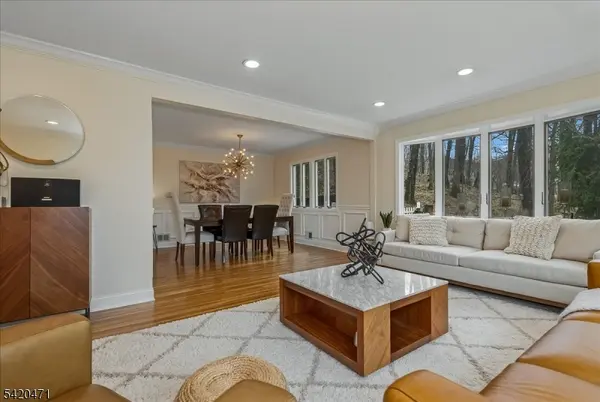 24 Lord William Penn Dr, Morris Twp., NJ 07960