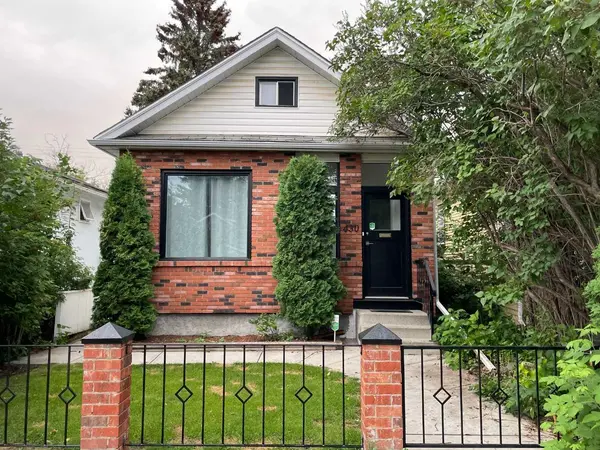 430 15 AVE NE, Calgary, AB T2E 1H4