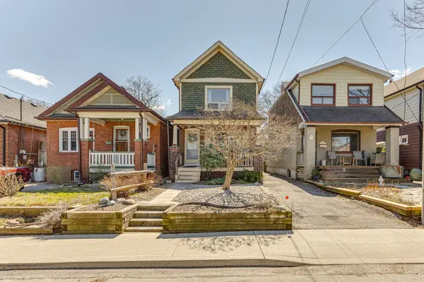 9 Orley AVE, Toronto E03, ON M4C 2B8