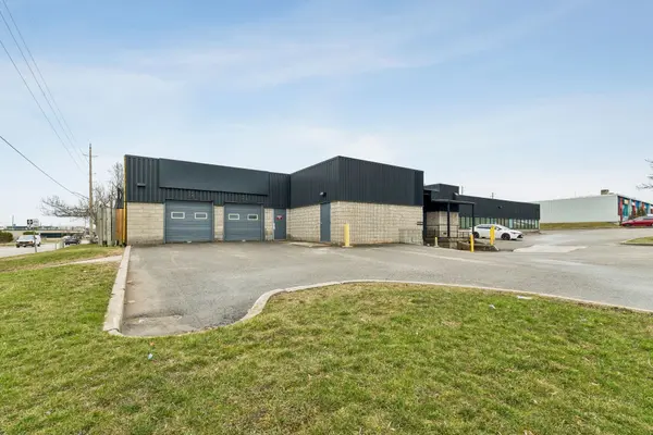 377 Fairall ST, Ajax, ON L1S 1R7