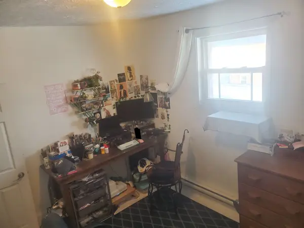 134 Simcoe ST S #2, Oshawa, ON L1H 4G9