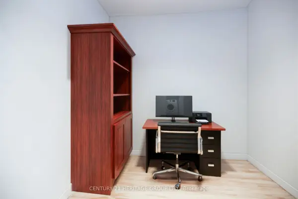 9199 Yonge ST #709, Richmond Hill, ON L4C 1H7