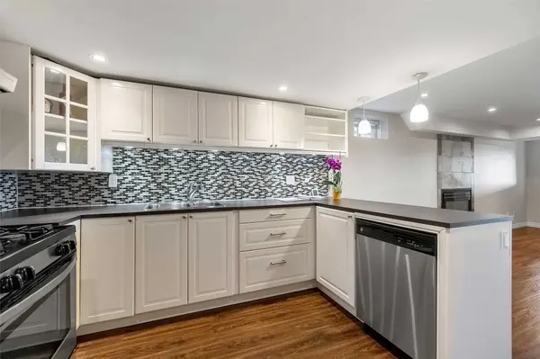 176 Foxtail RDG #(Basement), Newmarket, ON L3X 1Z2