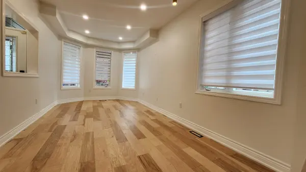 51 Waldron CRES #(Main), Richmond Hill, ON L4E 4A3