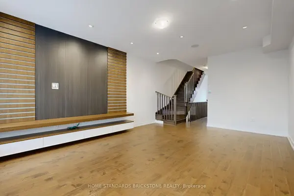 215 Salterton CIR, Vaughan, ON L6A 4Z2