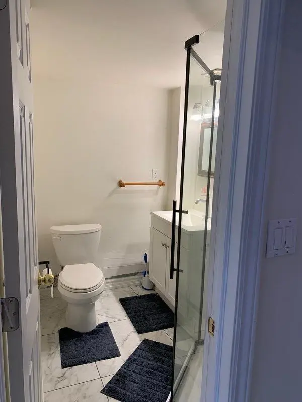 14 Guildwood DR #Bsmnt, Richmond Hill, ON L4C 8G8