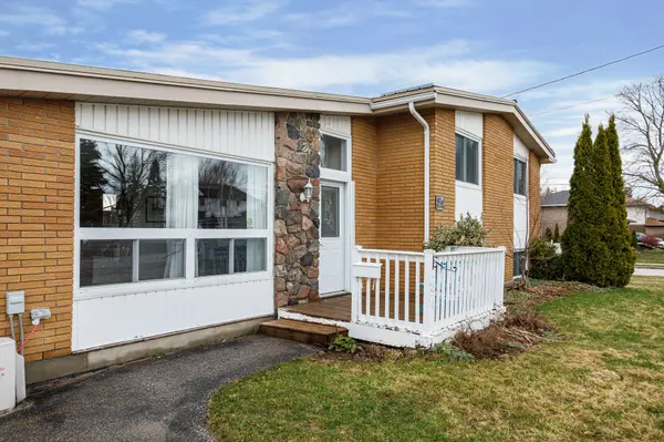 594 Oak ST, Collingwood, ON L9Y 2Z1