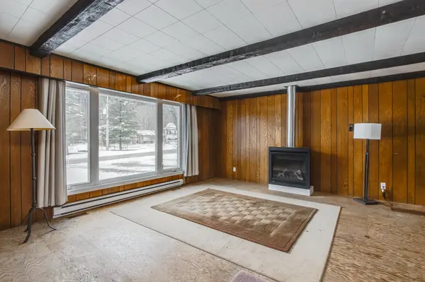 41 Beaufort CRES, Tiny, ON L9M 0B8