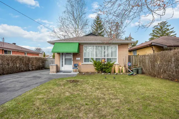 14 Dashwood CRES, Toronto W10, ON M9V 2N8