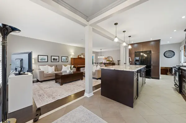 31 Chelvin DR, Halton Hills, ON L7G 4P8