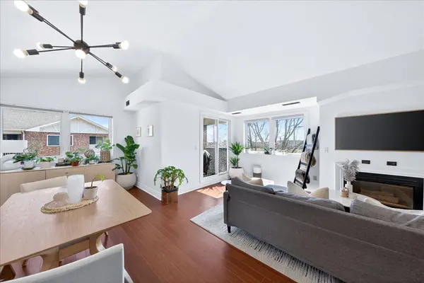 75 Bristol RD E #191, Mississauga, ON L4Z 3P2