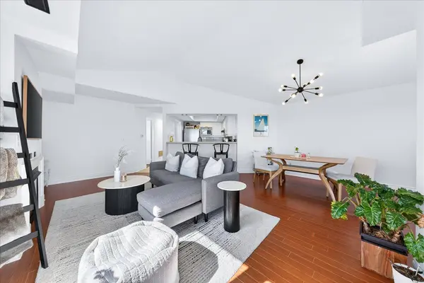 75 Bristol RD E #191, Mississauga, ON L4Z 3P2