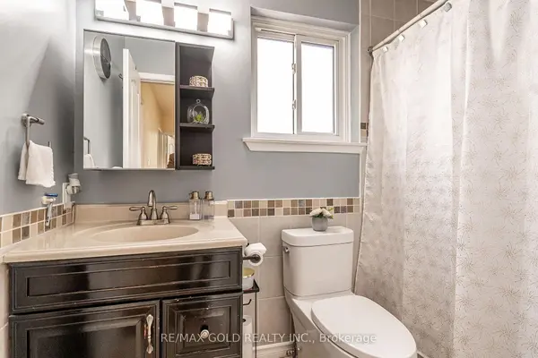 33 Guildford CRES #33, Brampton, ON L6S 3K2