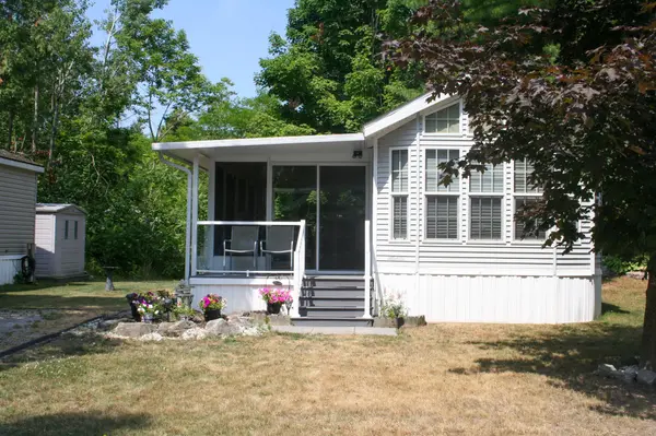 2 Rockhaven-Pioneer PT, Selwyn, ON K0L 2H0