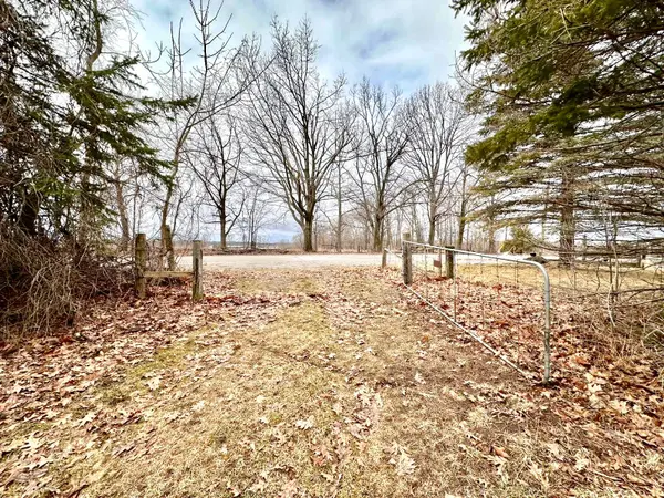 414 NORTH LINE RD, Kawartha Lakes, ON K0M 1N0
