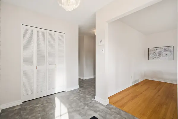 1294 Fernwood DR, Hunt Club - South Keys And Area, ON K1V 7J9