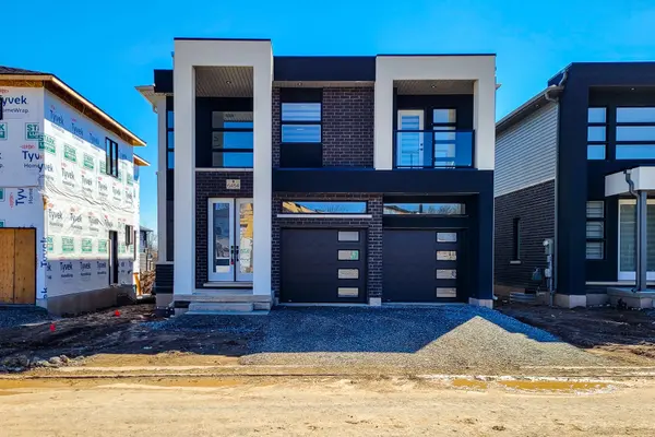 6454 Sunshine Common, Niagara Falls, ON L2G 0E4