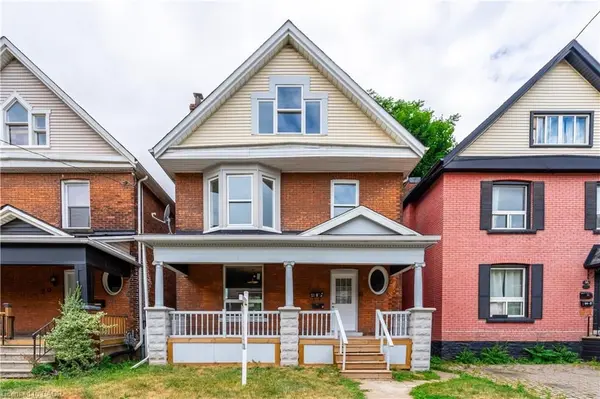 16 Sherman AVE S #MAIN, Hamilton, ON L8M 2P4