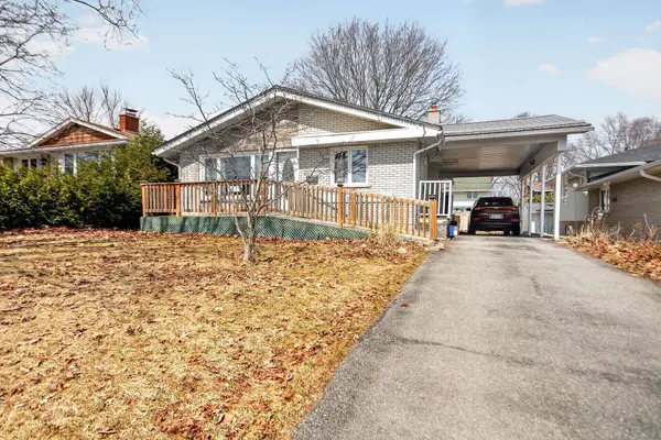 1879 Sharel DR, Alta Vista And Area, ON K1H 6W3