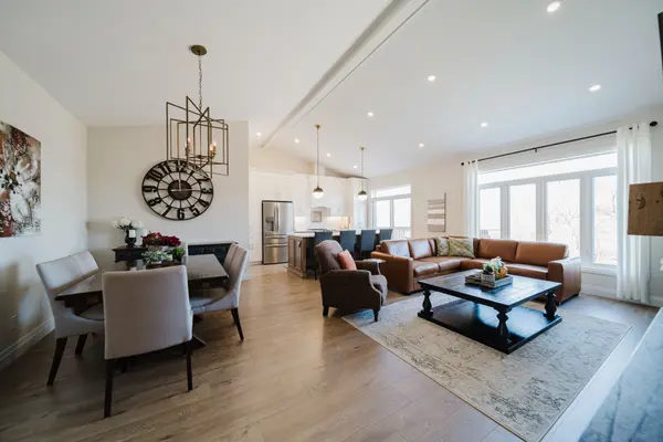 300 Snyder's RD E #12, Wilmot, ON N3A 2V5