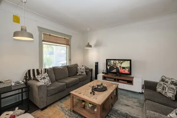 1363 Windermere RD, Windsor, ON N8Y 3G1