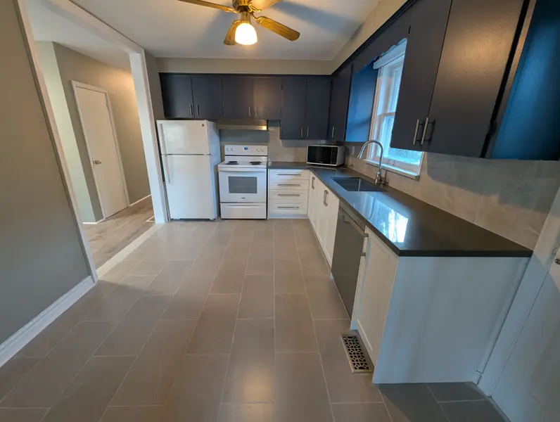 182 Church ST S, Richmond Hill, ON L4C 1W6