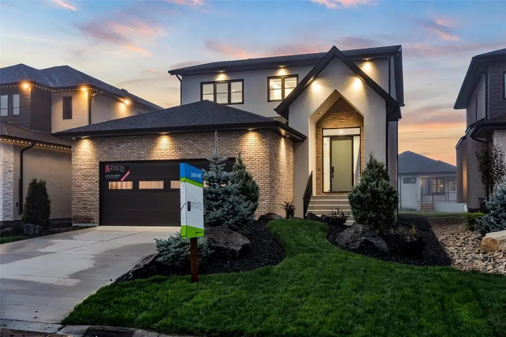 102 Butterfly WAY, Winnipeg, MB R3X 0X5