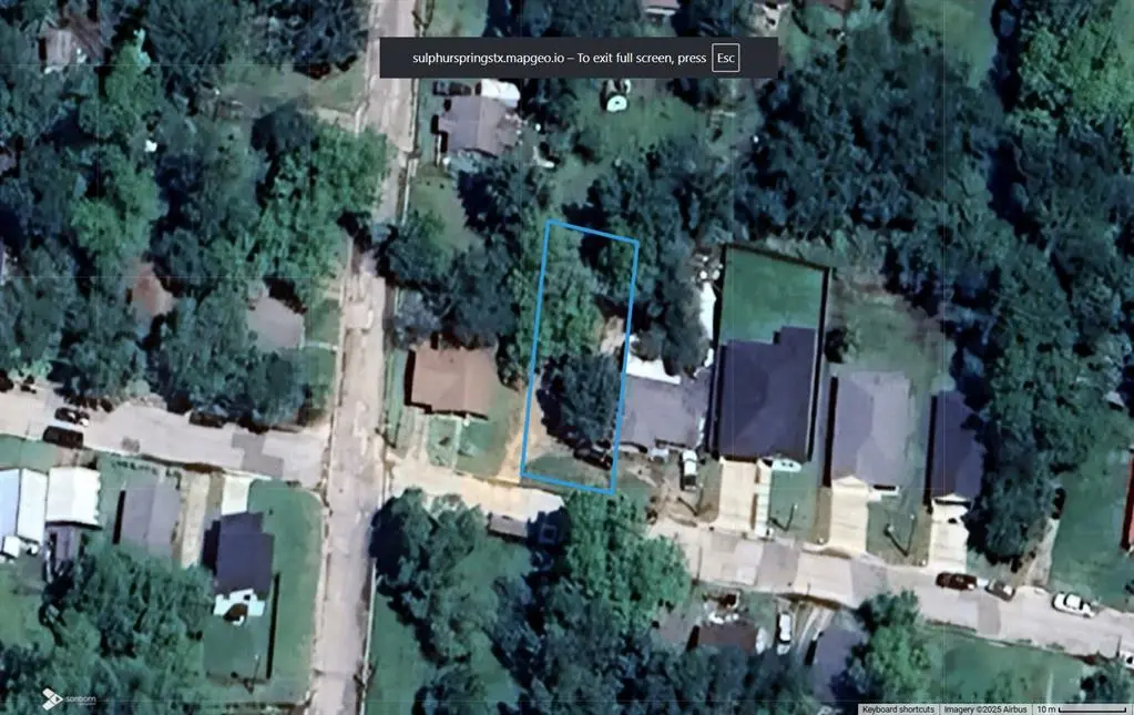 201 Ross Street W, Sulphur Springs, TX 75482