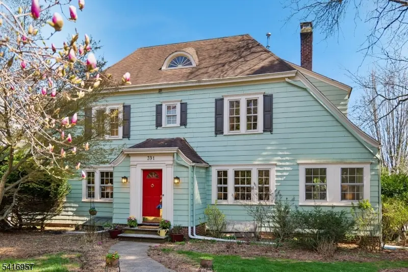 391 Up Mountain Avenue, Montclair Twp., NJ 07043
