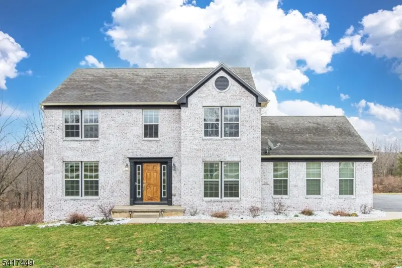 5 Sterling Dr, Wantage Twp., NJ 07461