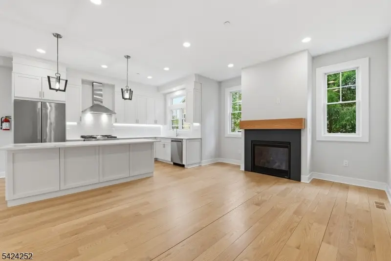 603 Springfield Ave #101, Summit City, NJ 07901