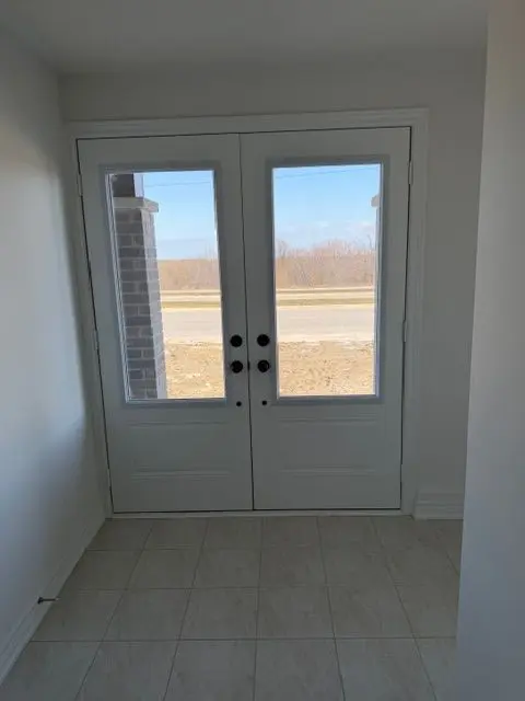 2906 Peter Matthews DR, Pickering, ON L1V 2P8