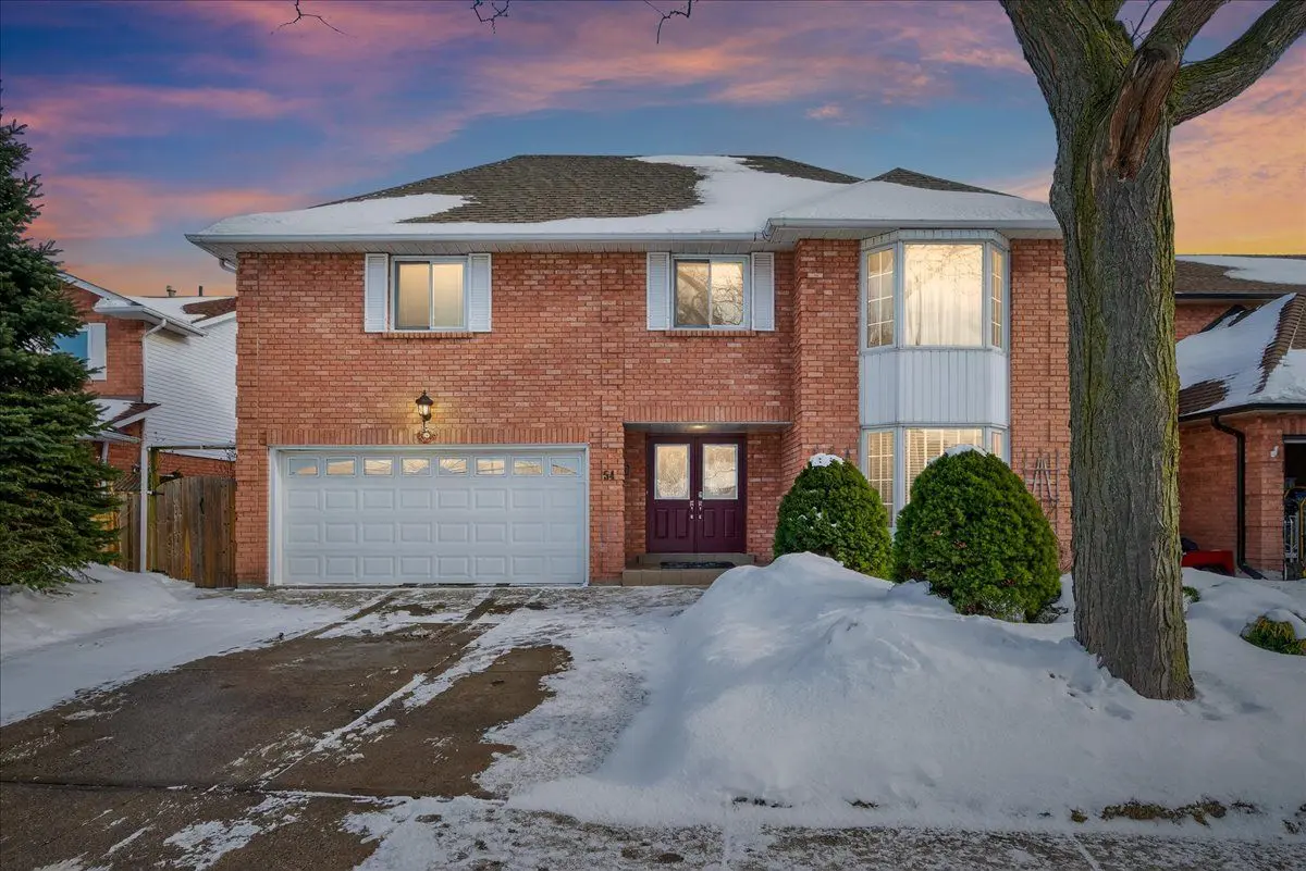 54 GOLDCREST DR, Hamilton, ON L8G 4T6